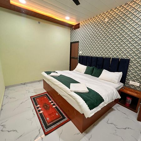 Gulab Residency Hotel Benares Buitenkant foto