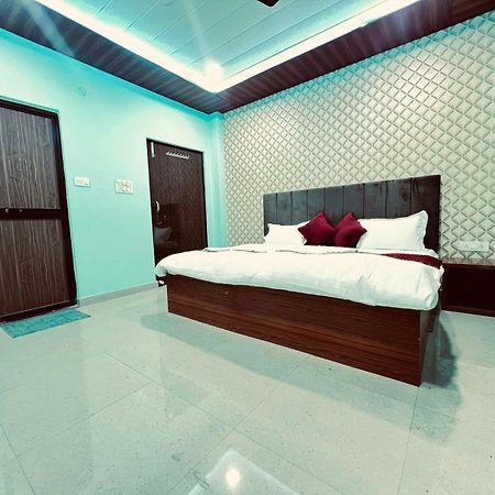 Gulab Residency Hotel Benares Buitenkant foto