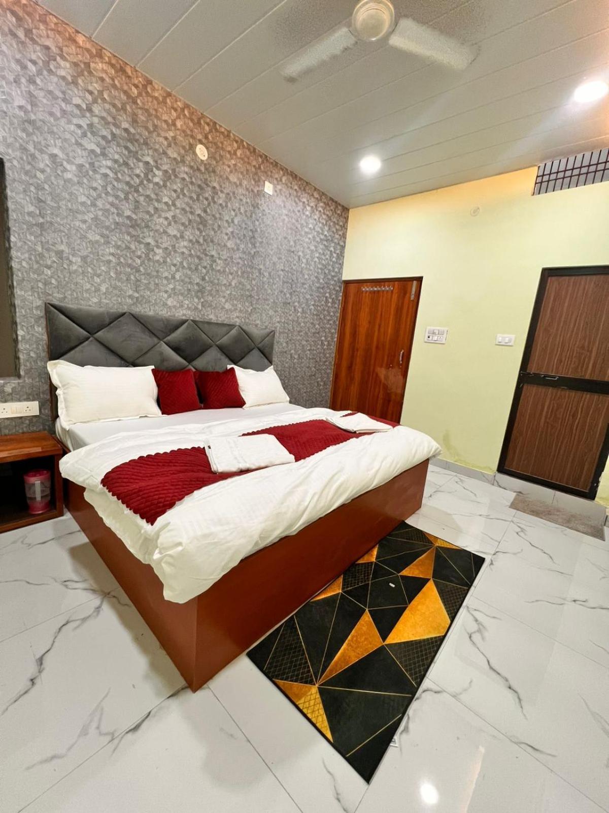 Gulab Residency Hotel Benares Buitenkant foto