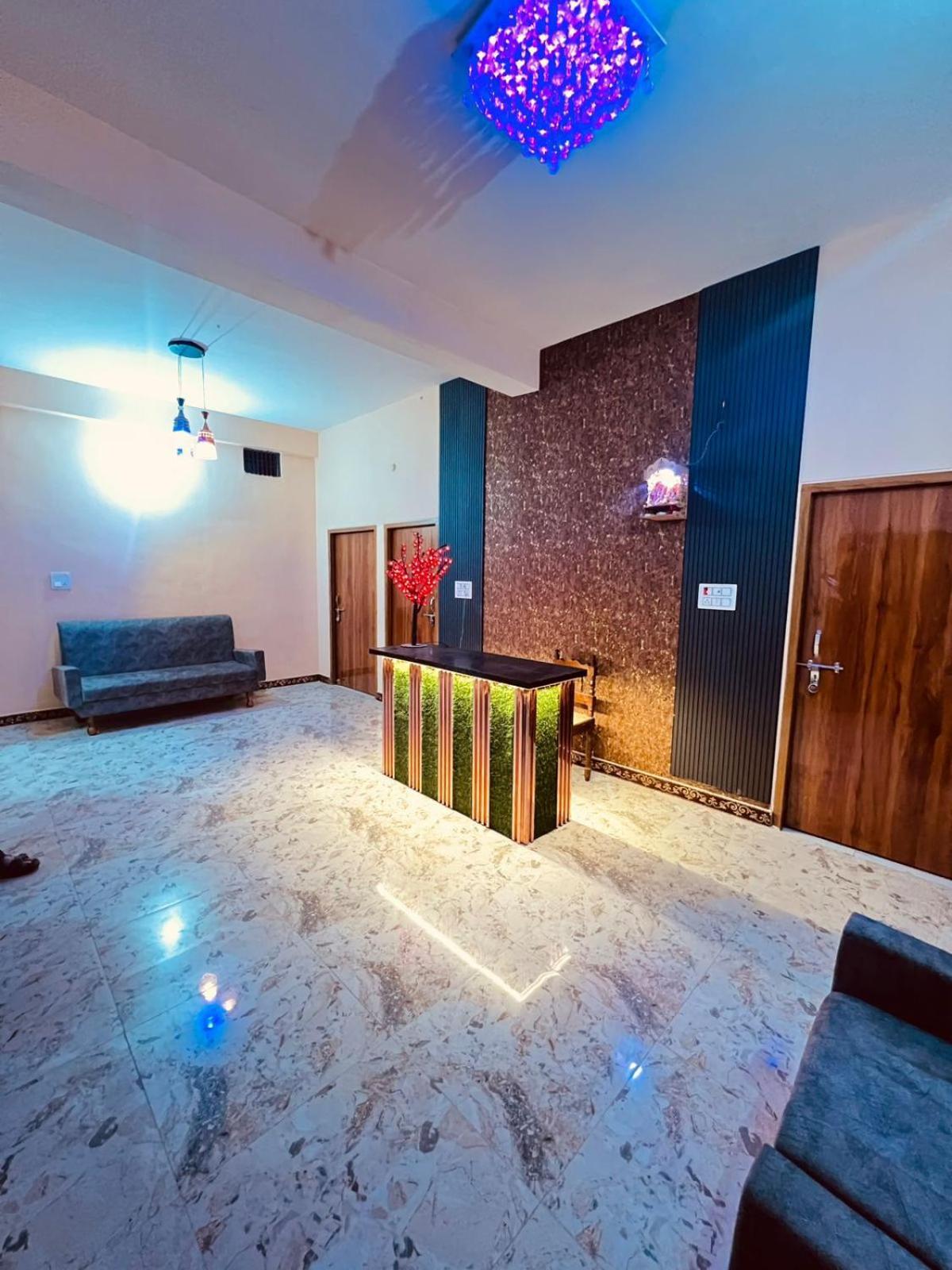 Gulab Residency Hotel Benares Buitenkant foto